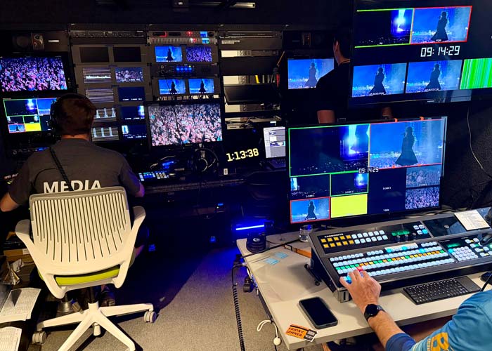 Mobile production unit, OB, truck, trailer equipped with broadcast equipment